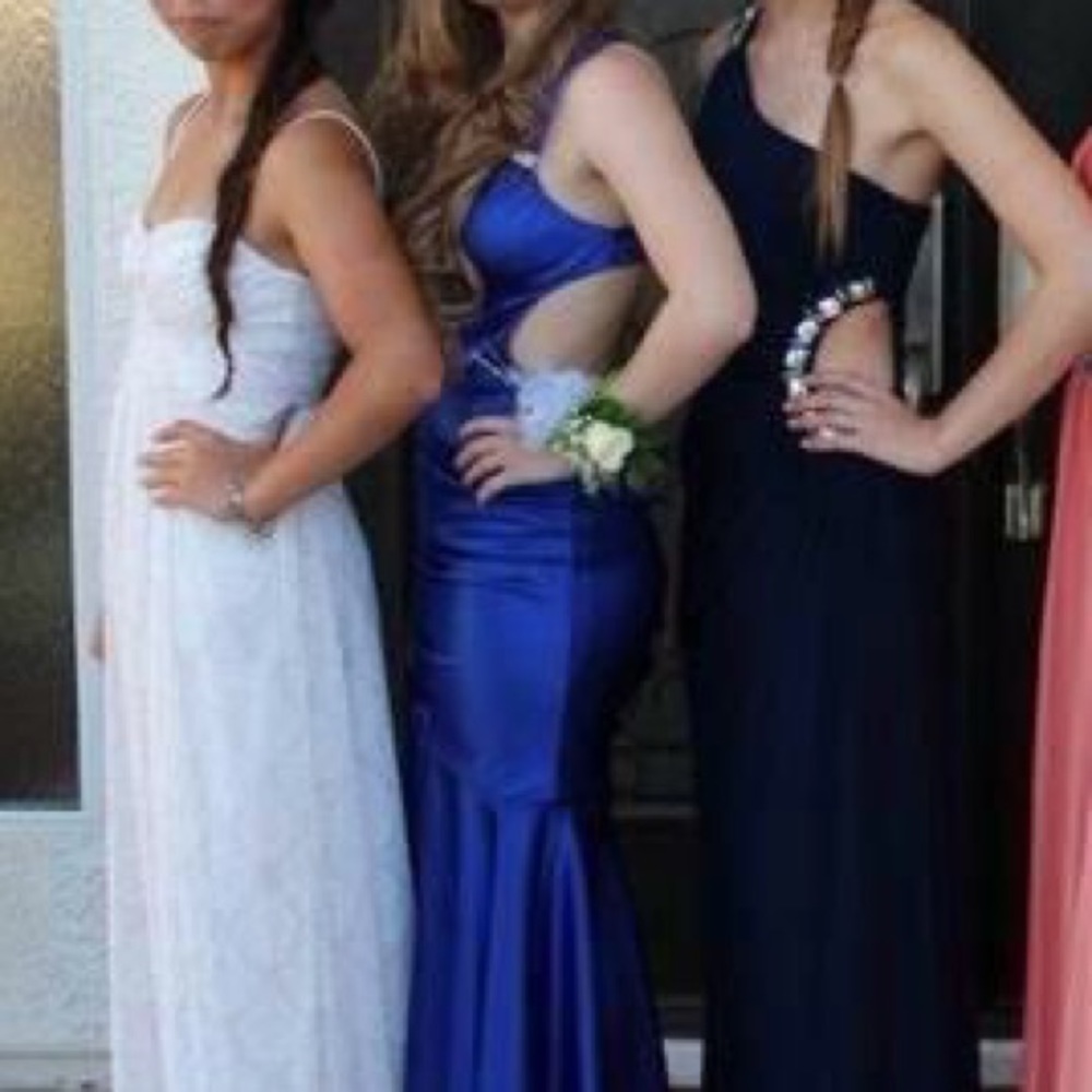 Prom Dress - Picture 3 of 4